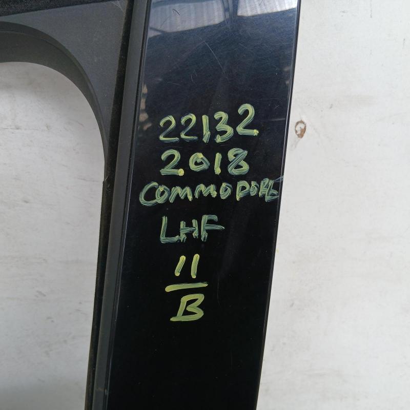 door front left