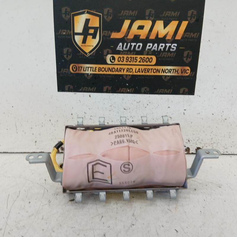 airbag left