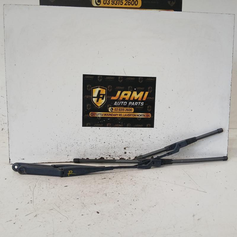 wiper arm