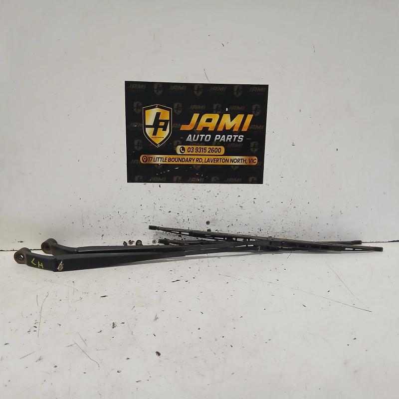 wiper arm