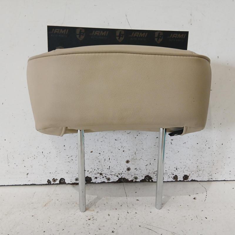 headrest