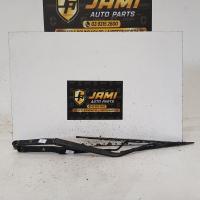 wiper arm