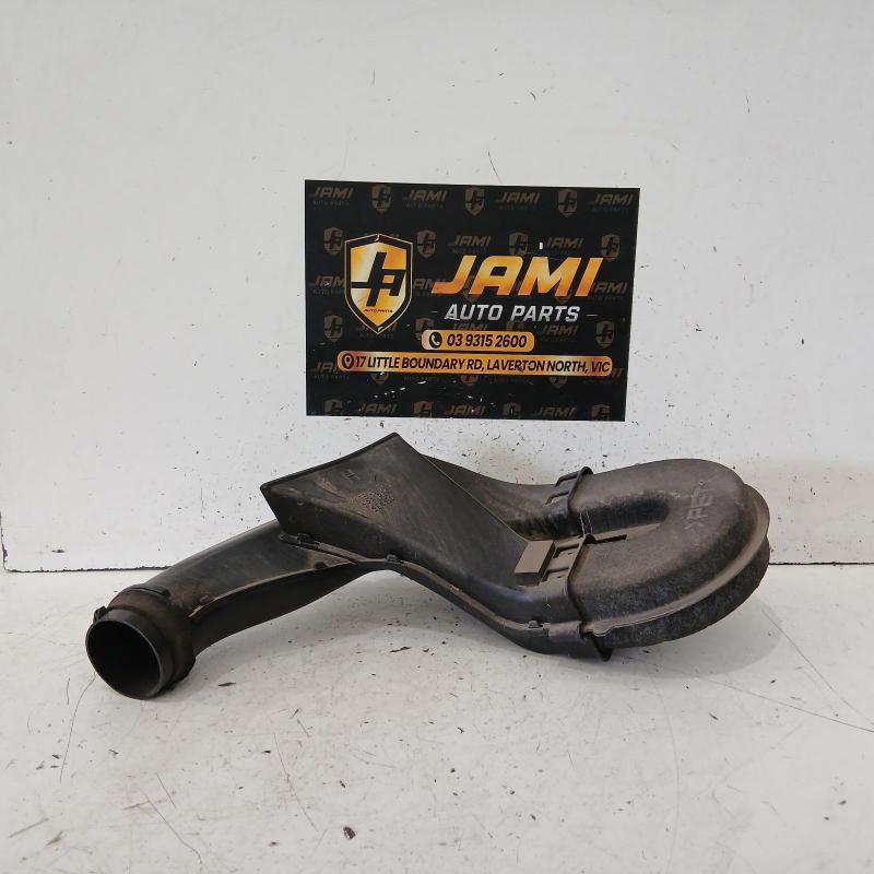 air cleaner duct/hose