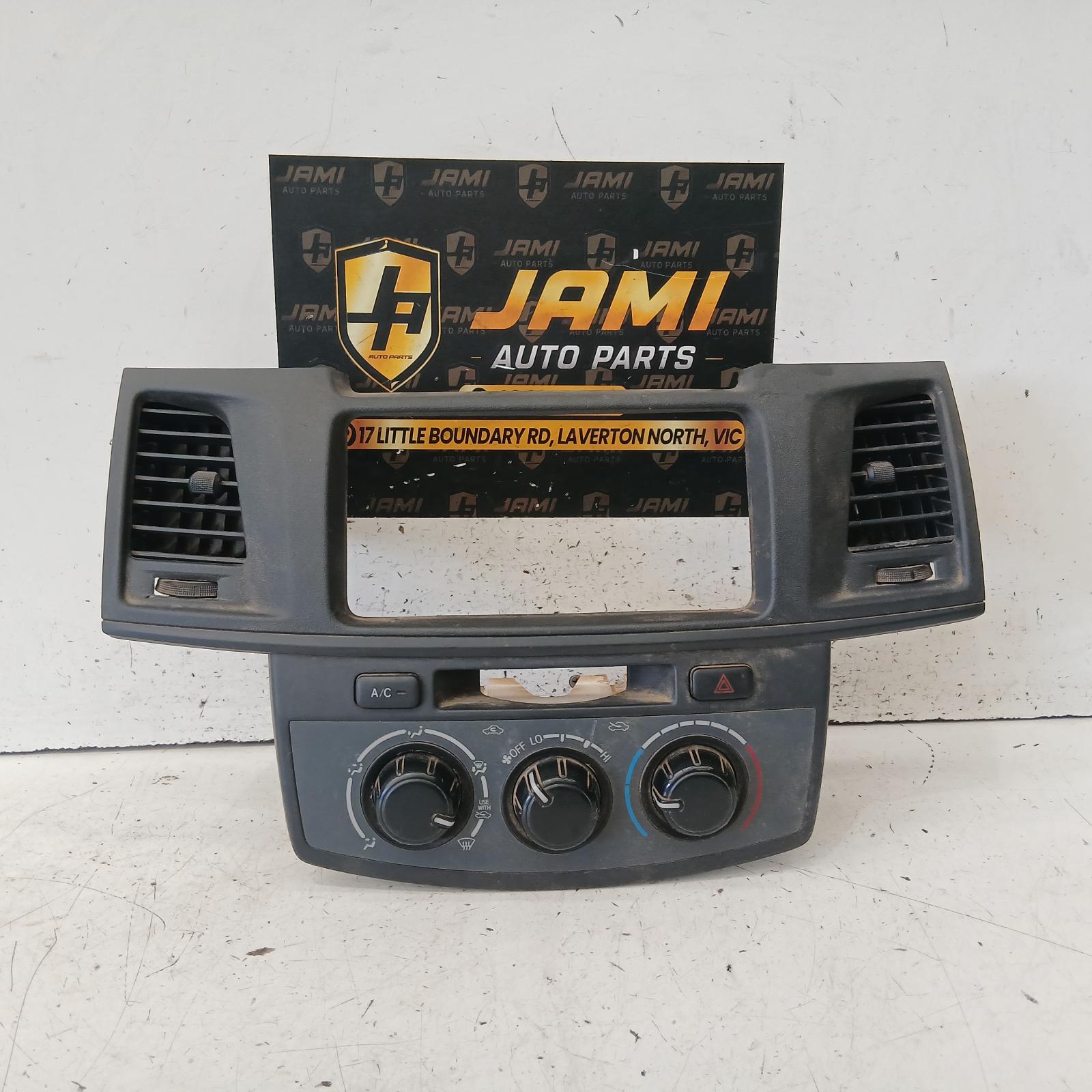 Hilux Heater/aircon Controls 2011-2015 non climate control type,07/11-08/15 00022012 #716037