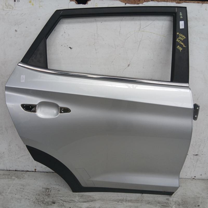 door/sliding rear right