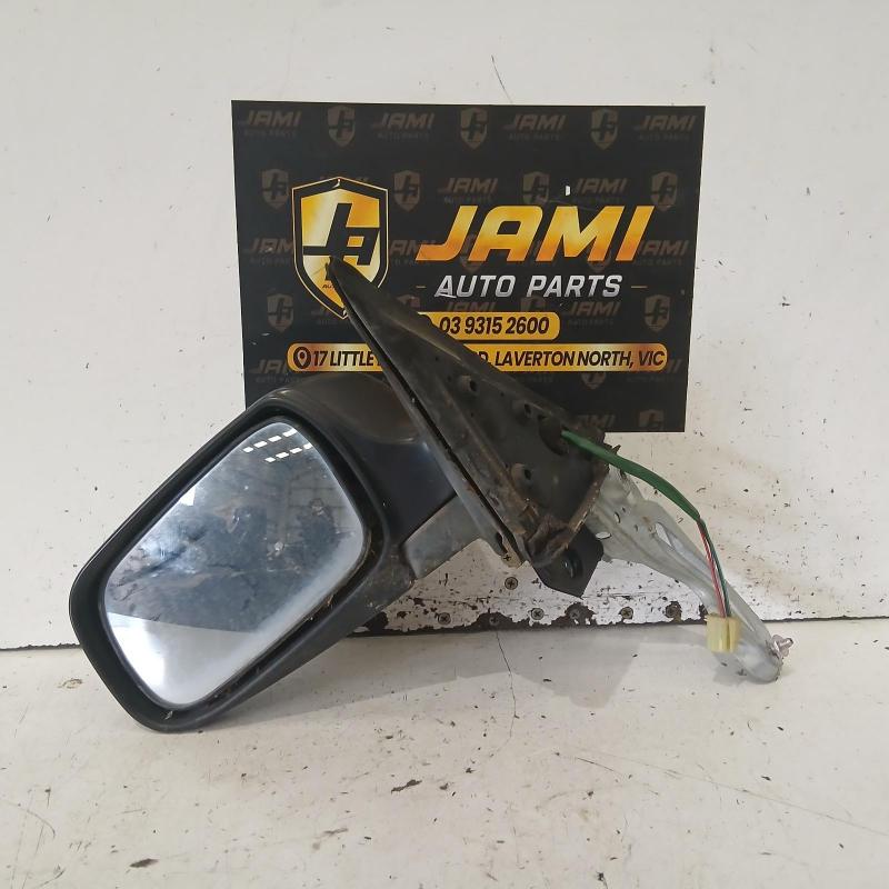door mirror left