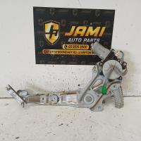 window regulator/motor rear left