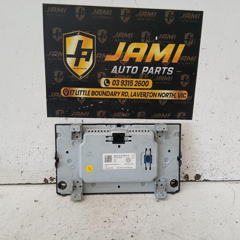 stereo/head unit