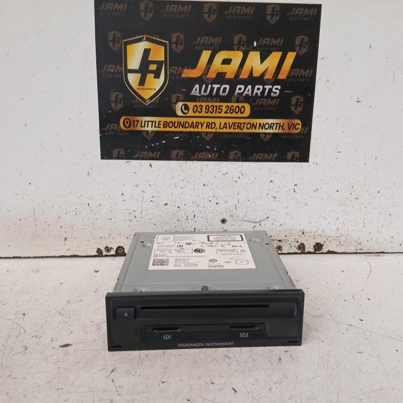 stereo/head unit