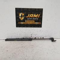 hatch strut