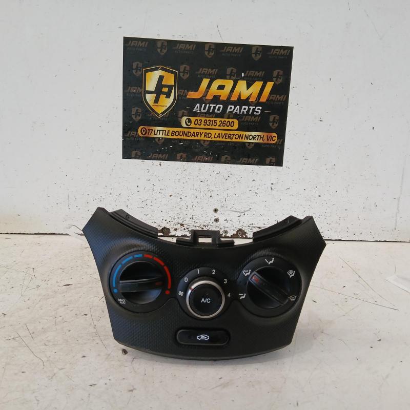 heater/aircon controls