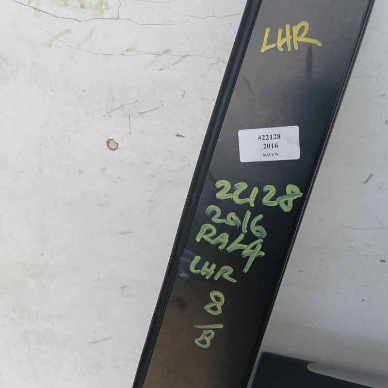 door/sliding rear left