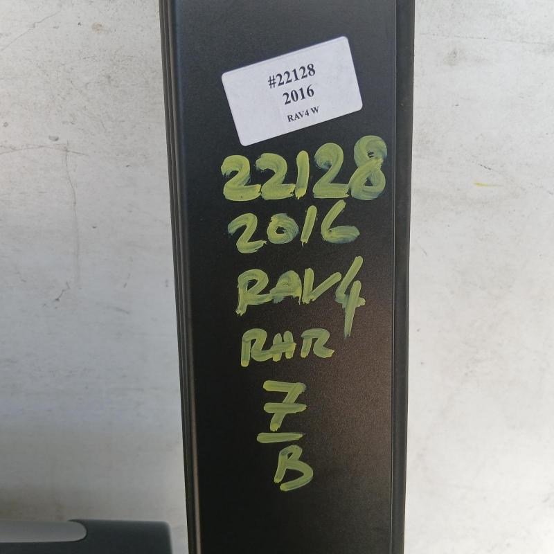 door/sliding rear right