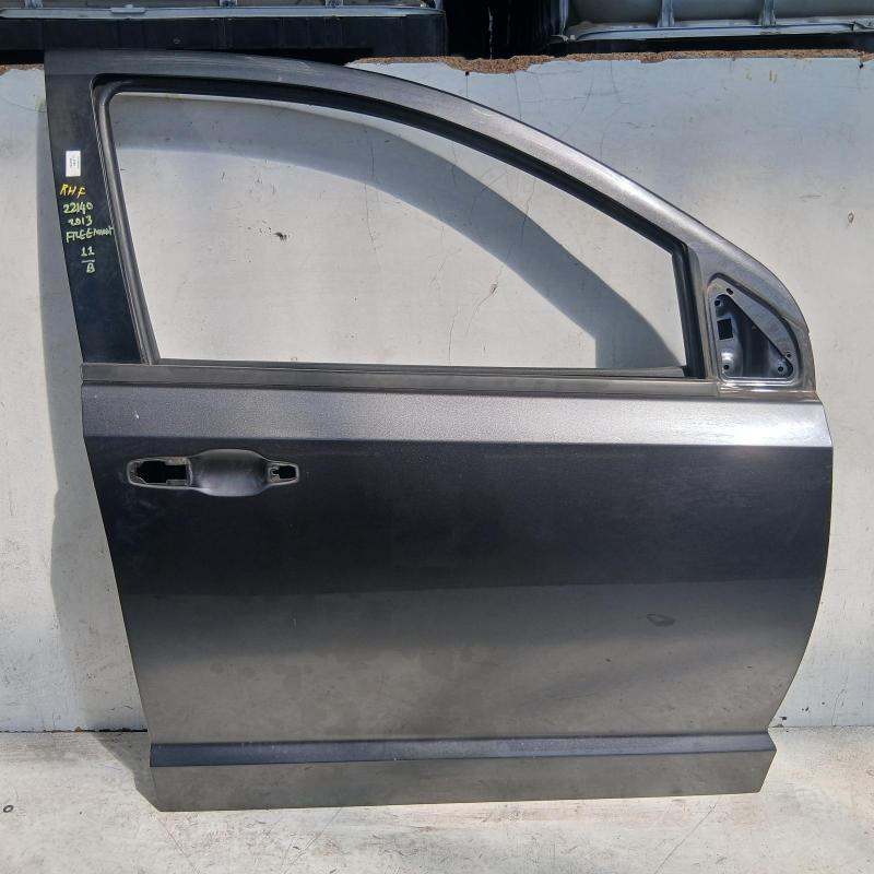 door front right