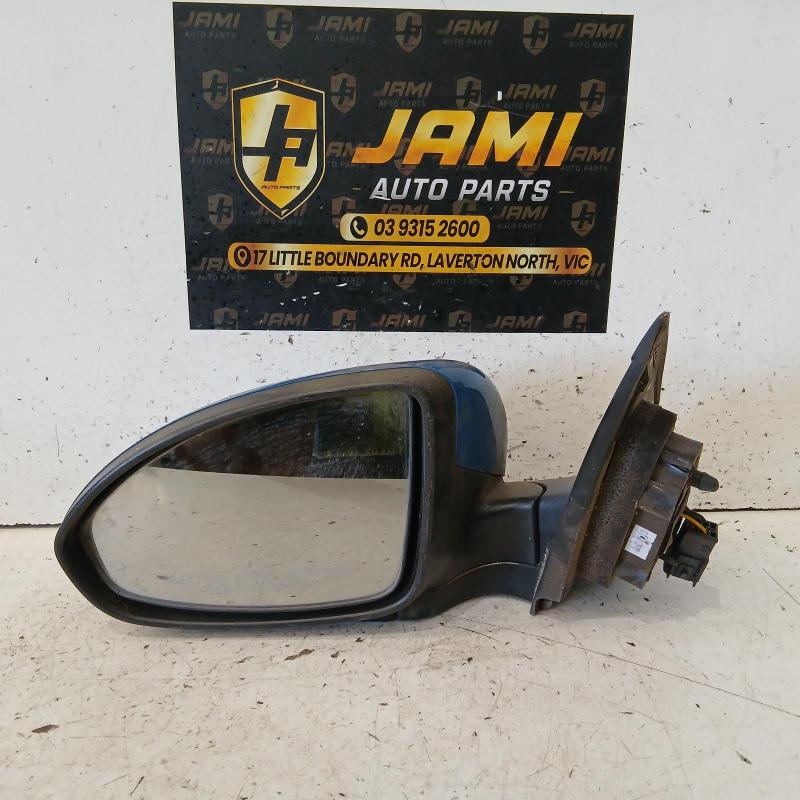 door mirror left