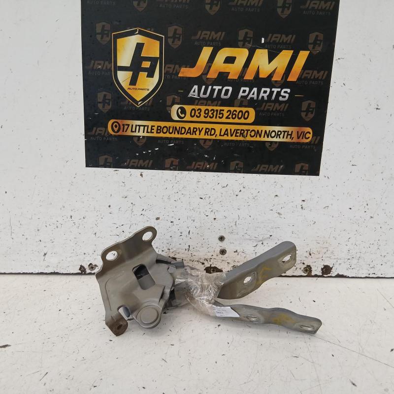 bonnet hinge/strut