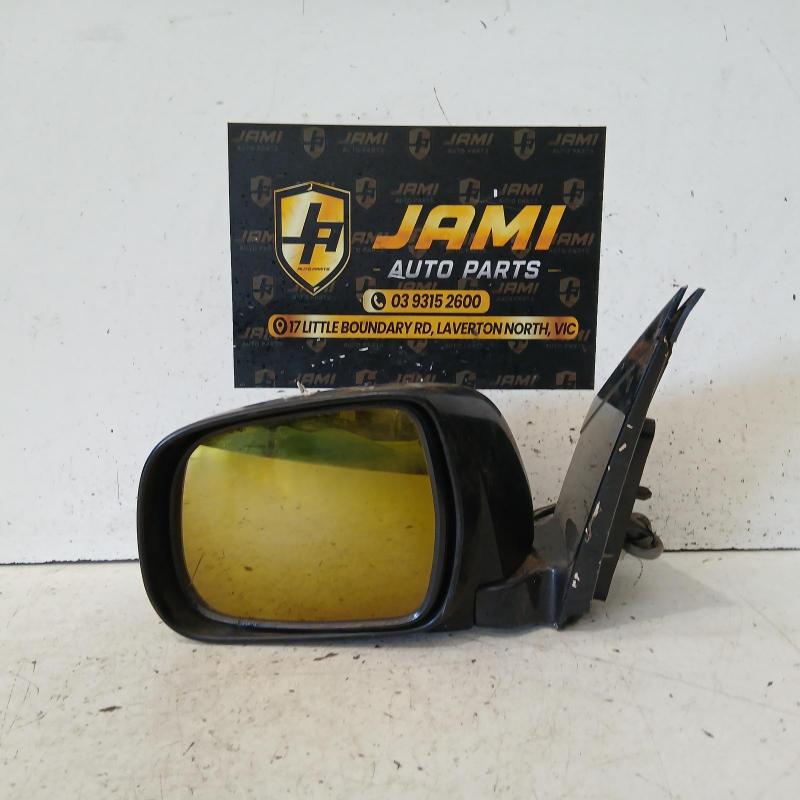 door mirror left