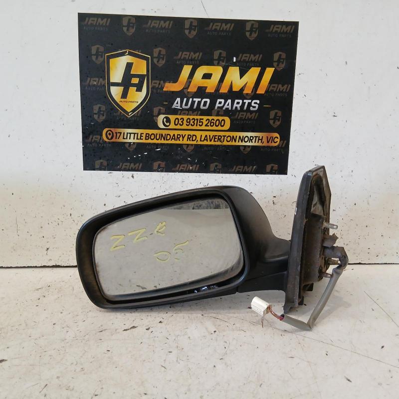 door mirror left