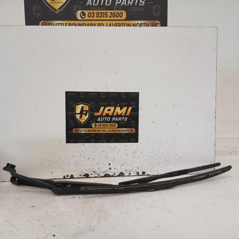 wiper arm