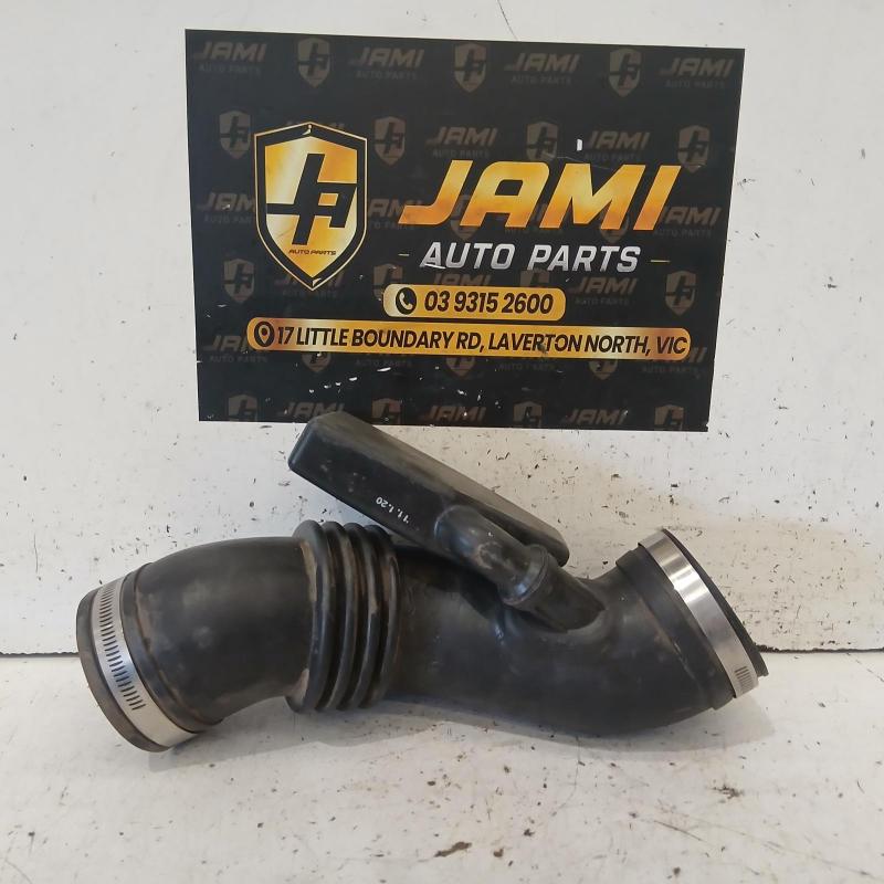 air cleaner duct/hose