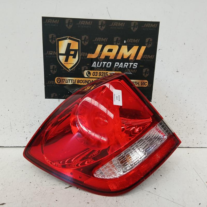 taillight left