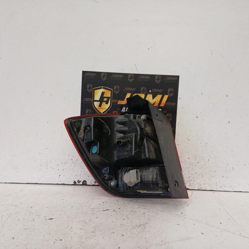 taillight right
