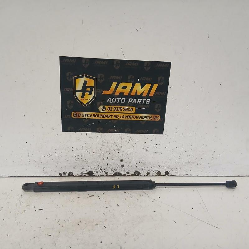 bonnet hinge/strut