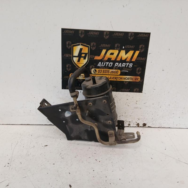 fuel filter housing