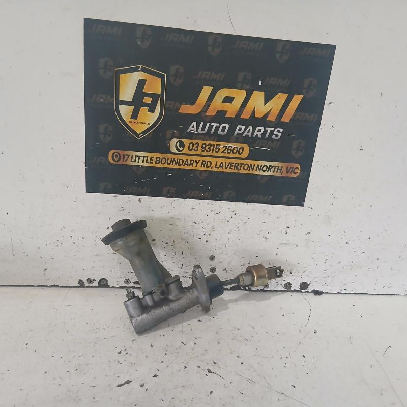 clutch master cylinder