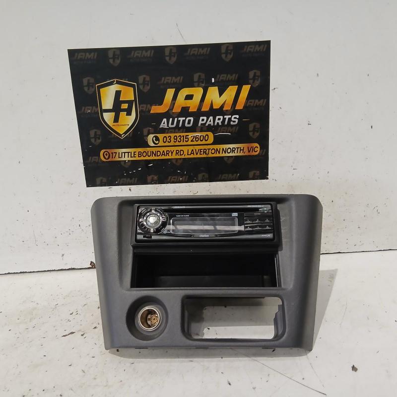 stereo/head unit
