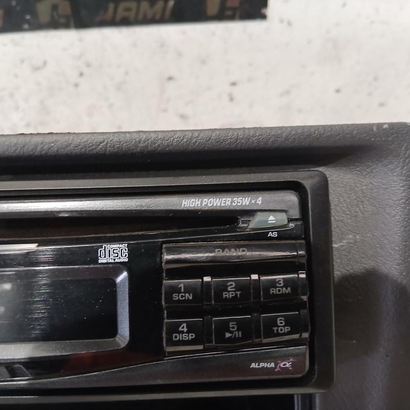 stereo/head unit