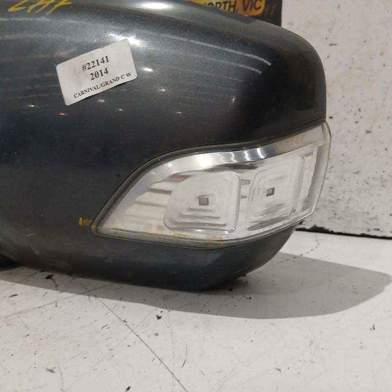 door mirror left