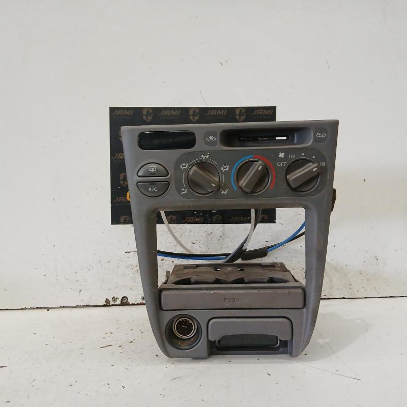 heater/aircon controls
