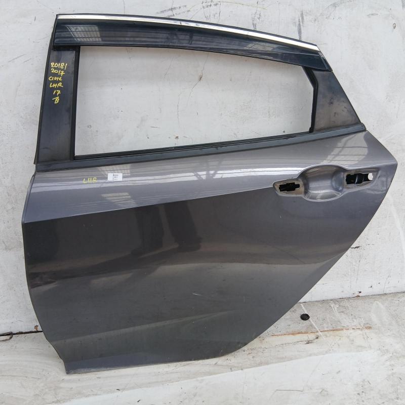 door/sliding rear left