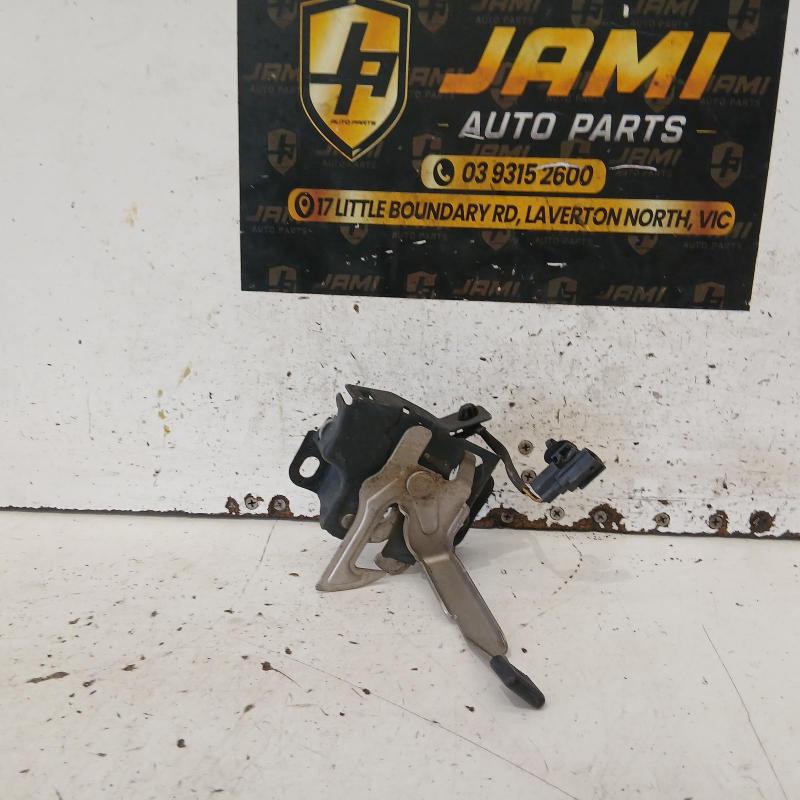 bonnet lock support