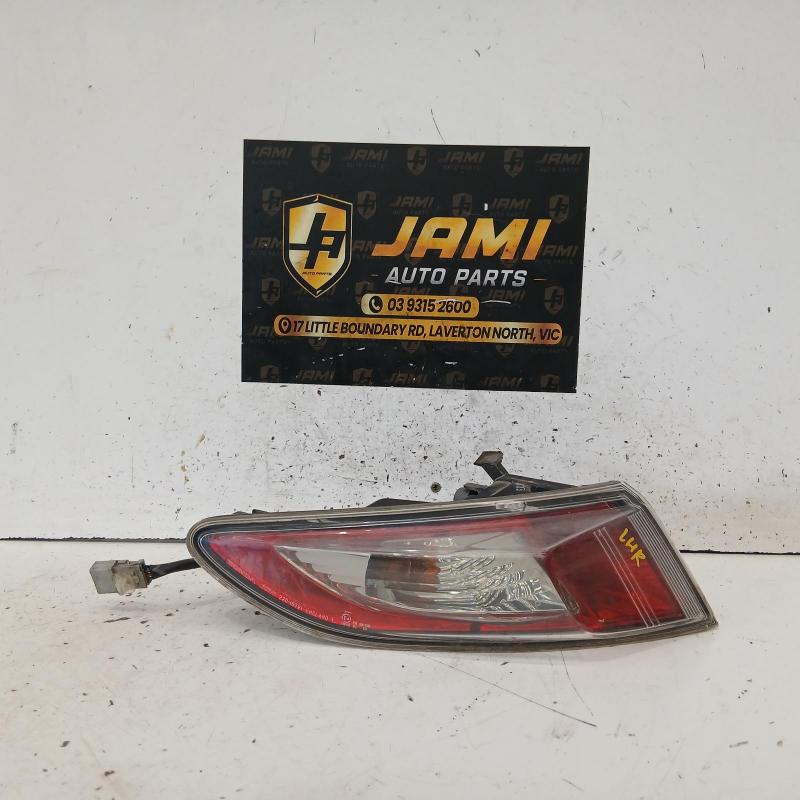 taillight left