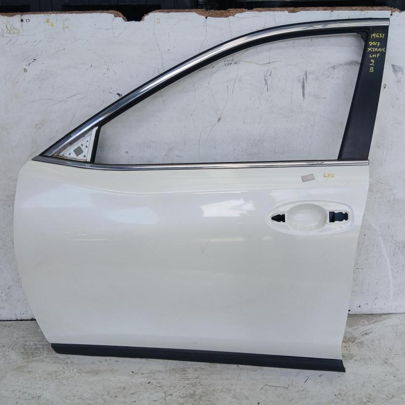 door front left