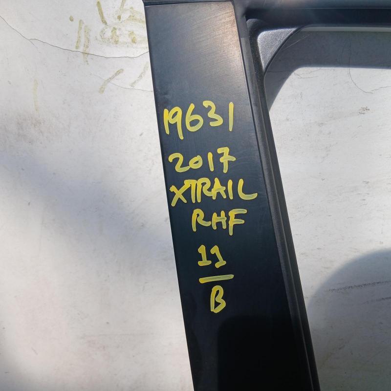 door front right