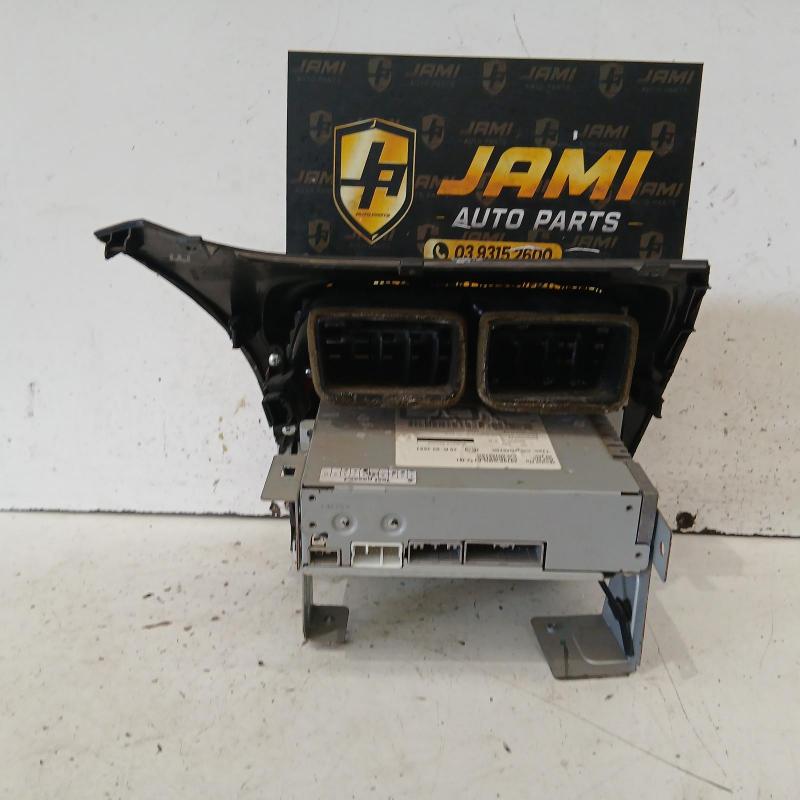 stereo/head unit