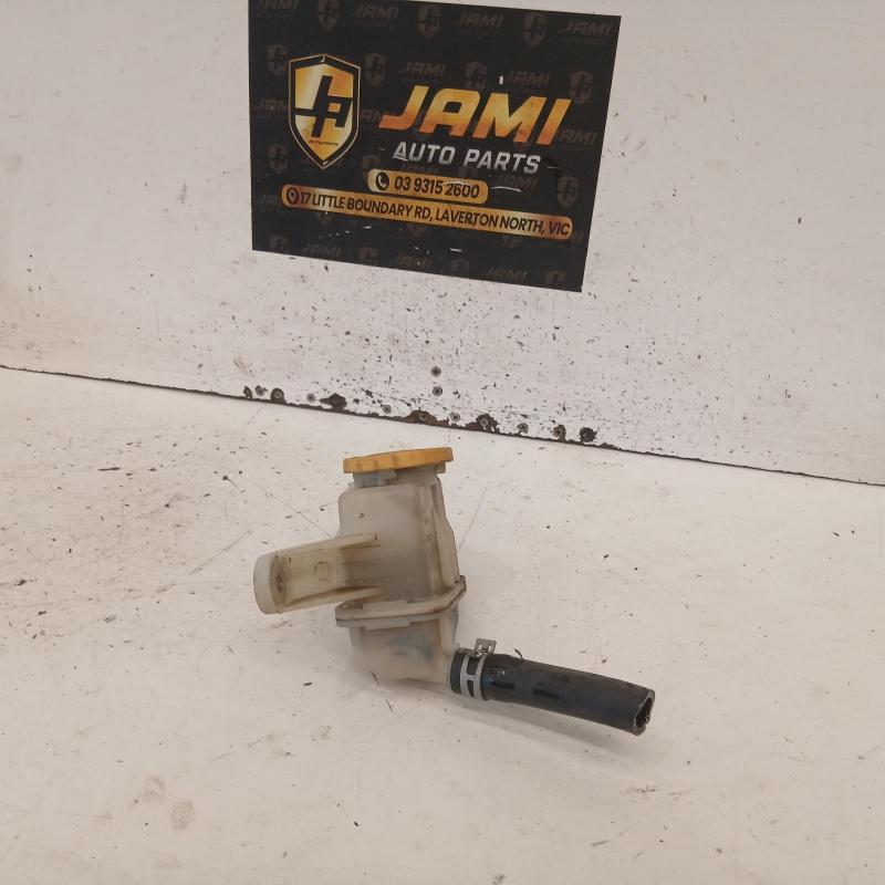 power steering reservoir
