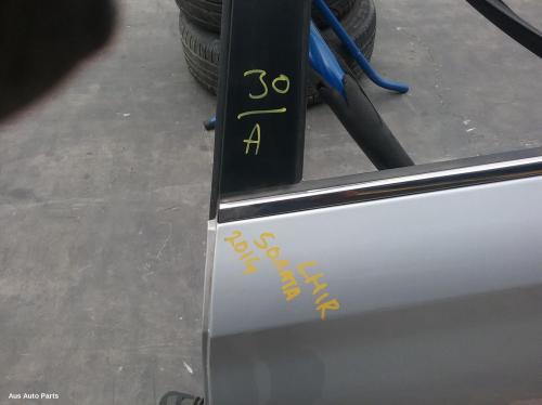 door/sliding rear left