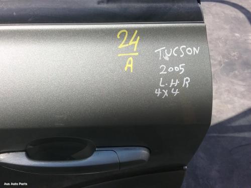 door/sliding rear left