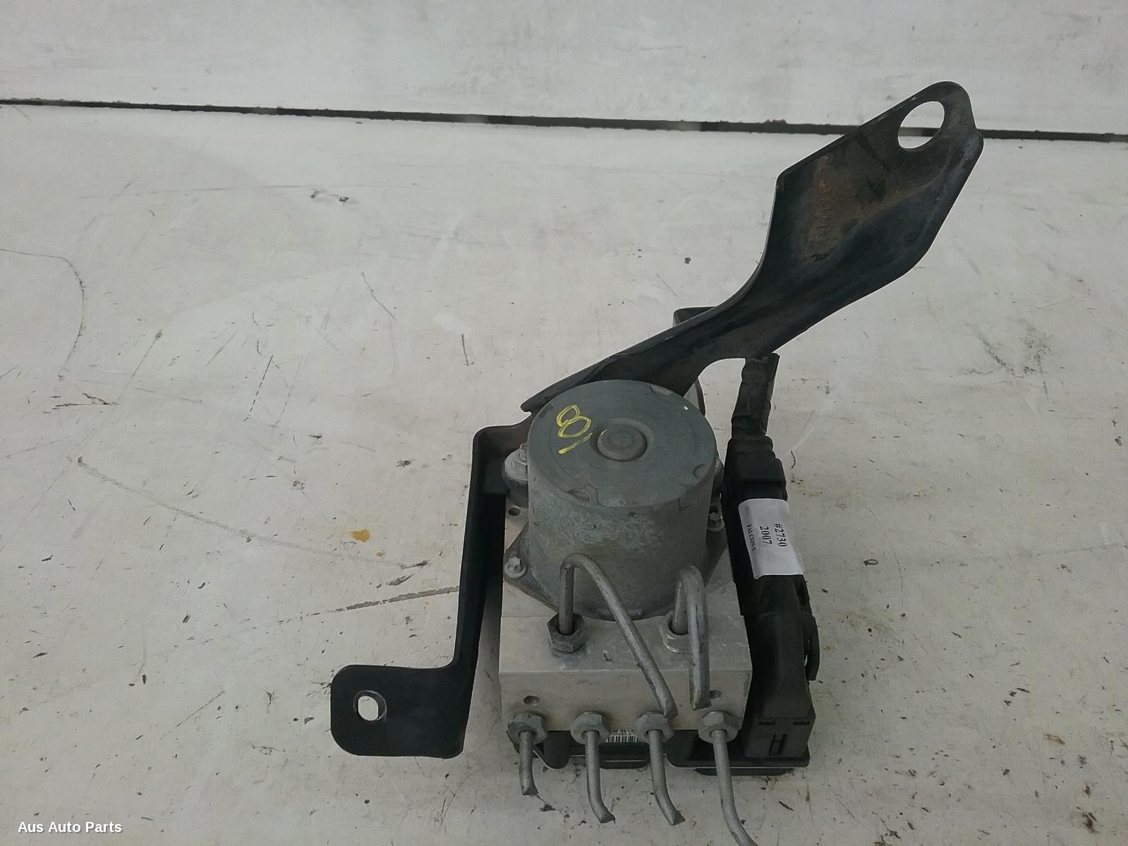 62479, Used abs pump/modulator for 2007 falcon bf, w/ traction