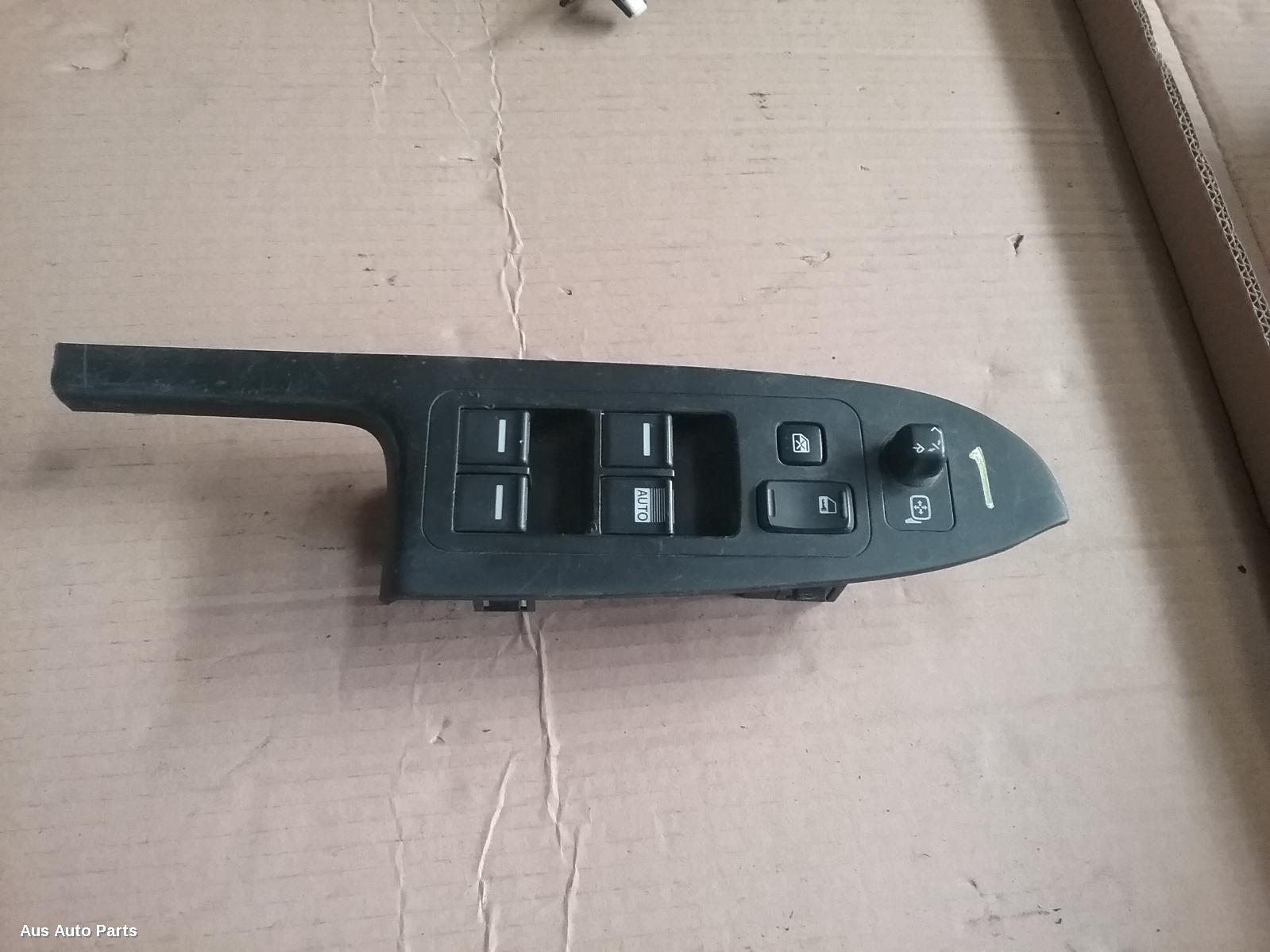 Accord Power Door Window Switch 2003-2007 rh front (master switch),7th gen,cm (vin mrhcm),09/03-10/07 xpart #64002