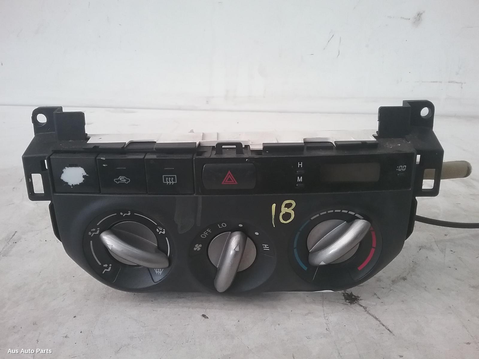 64282, Used heater/aircon controls for 2005 rav4 aca2r, 07/0310/05