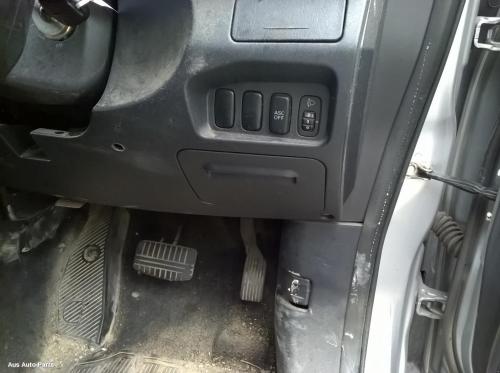 This is Actual photo of  fits 2009~ 2012 Mitsubishi outlander