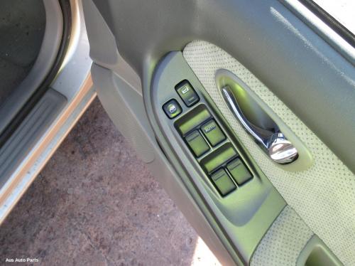 This is Actual photo of  fits 1999~ 2003 Nissan maxima