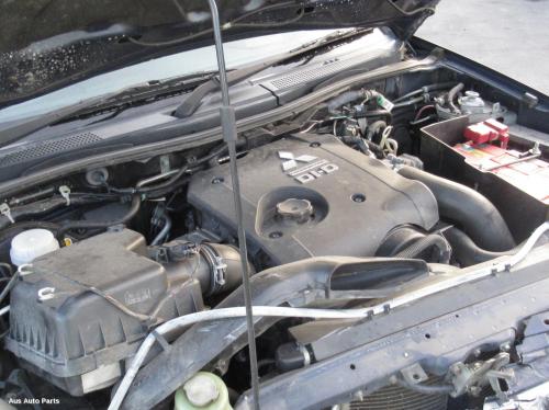 This is Actual photo of  fits 2009~ 2015 Mitsubishi triton