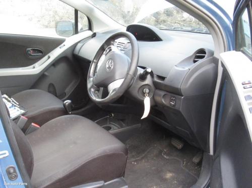 This is Actual photo of  fits 2005~ 2011 Toyota yaris