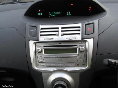 This is Actual photo of  fits 2005~ 2011 Toyota yaris